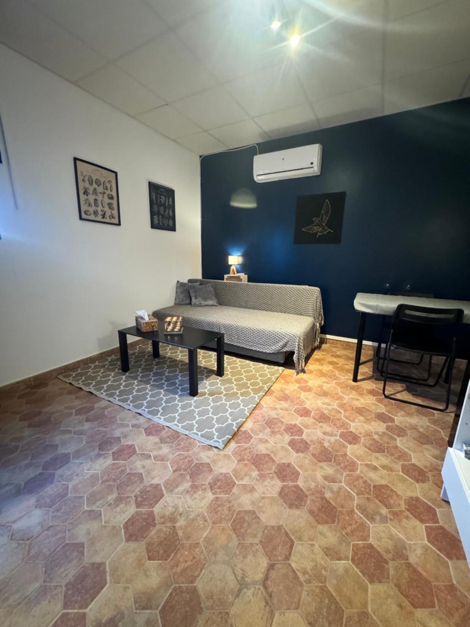 Casa Los Laureles Pilas Exterior photo
